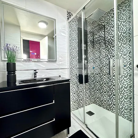 Luxury And Pink Vistasalmar